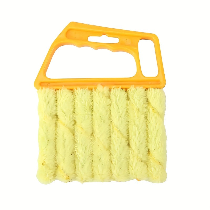 Multi-Functional Cleaning Brush for Blinds, a Household Tool for Cleaning Curtains, an Amazing Gadget for Removing Dust from Air Conditioners And Fans, And a Brush for Cleaning Gaps